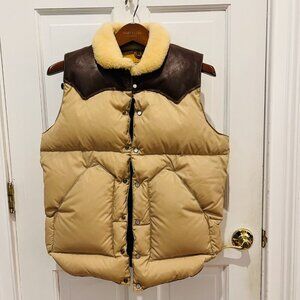 Rocky Mountain Featherbed Vest 38 / Medium Rare With Dark Horse Hide Yoke